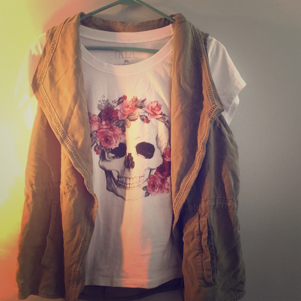 Freeze white skull t-shirt